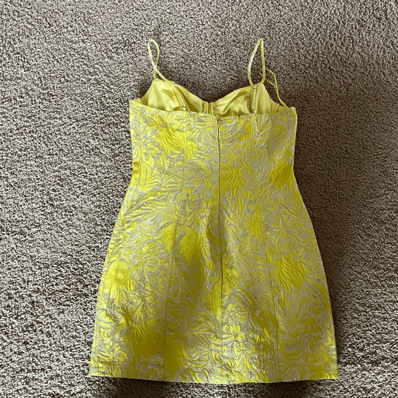 Brand new, yellow fashion, nova dress👗 - Picture 2 of 5